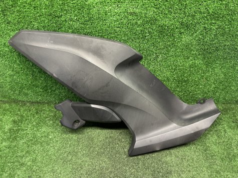 Пластик боковой левый Honda CBF 1000 SC64 -0
