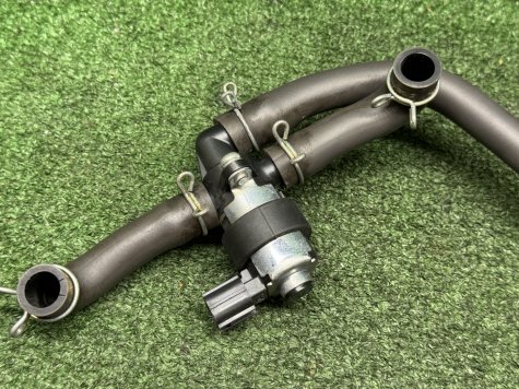 Клапан вентиляции индукции Honda CBF 1000 SC64 -1