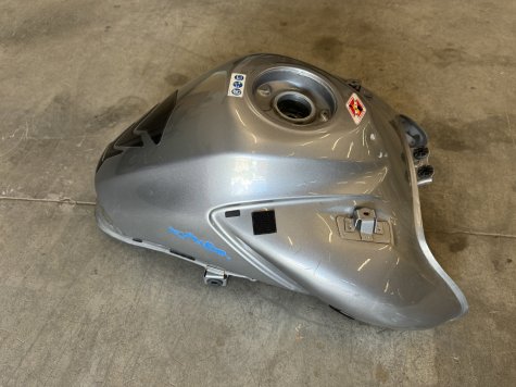 Бак бензобак Honda CBF 1000 SC64-0