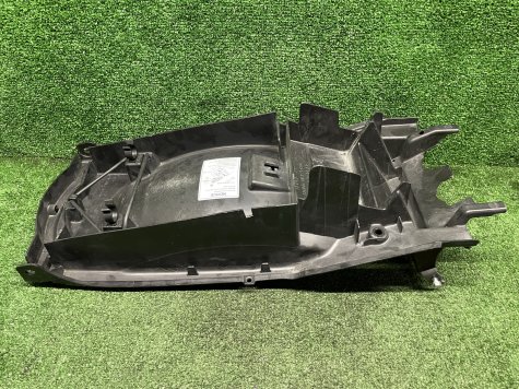 Пластик подрамника подкрылок Honda CBF 1000 SC64 -1