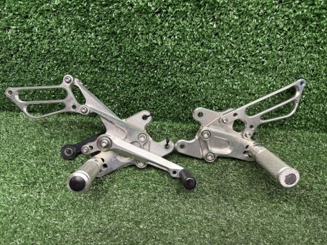 Кронштейны водителя Honda CBR 1000 RR 08-11 SC59 -1