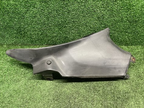 Пластик бака правый Honda CBR 1100 XX SC35-0