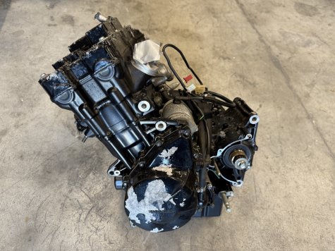 Двигатель мотор Honda CBR 1100 XX SC35 97-1