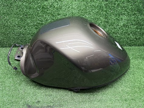 Бак ржавый Honda CBR 1100 XX SC35 97-0
