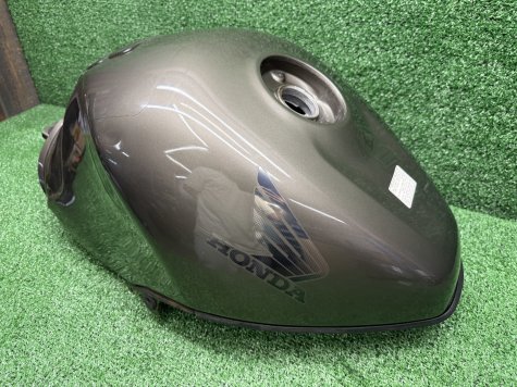Бензобак бак Honda CBR 1100 XX SC35 97-3