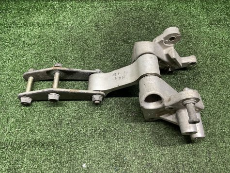 Рычаг прогрессии крепление двс Honda CBR 600 F4i PC35-1