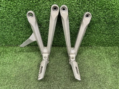 Кронштейны пассажира Honda CBR 600 RR PC37 05-06-2