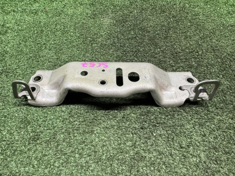 Кронштейн подрамника Honda CBR 1000 RR SC57 04-07-1