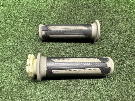 Грипсы ручка газа Honda CBR 600 RR PC37 05-06-0
