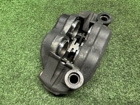 Суппорт левый Honda CBR 600 RR PC37 05-06-2