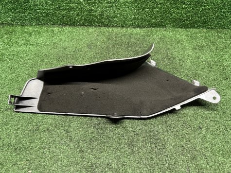 Пластик полка правая Honda CBR 600 RR PC37 05-06-3