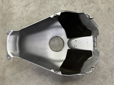 Пластик накладка бака Honda CBR 600 RR PC37 05-06-4