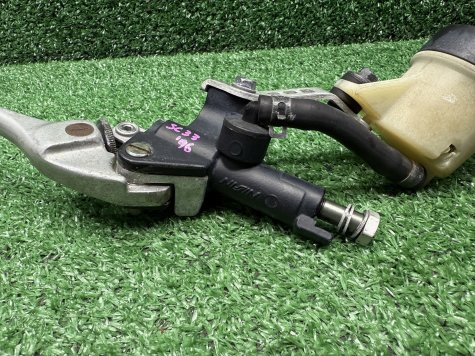 Тормозная машинка перед Honda CBR 900 919 SC33 96-97-1