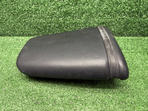 Сиденье пассажира Honda CBR 900 919 SC33 94-97-0