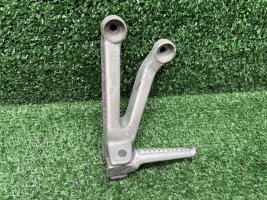 Кронштейн пассажира левый Honda CBR 900 SC33 92-99