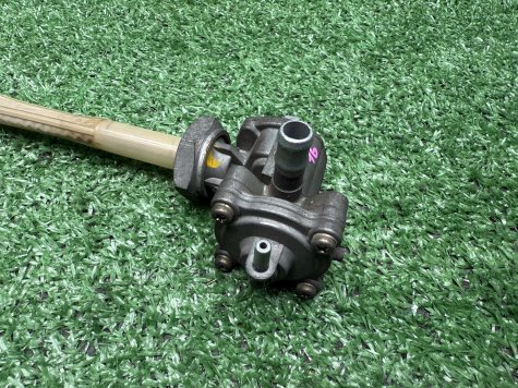 Топливный кран Honda CBR 900 919 SC33 96-97-2