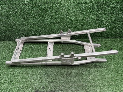 Подрамник Honda CBR 900 919 SC33 96-97-2
