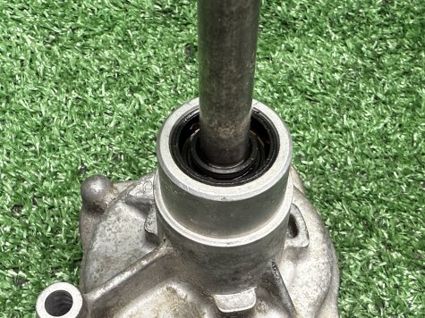 Помпа охлаждения Honda CBR 900 919 SC33 93-97-2
