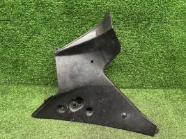 Пластик внутренний правый Honda CBR 929 SC44 