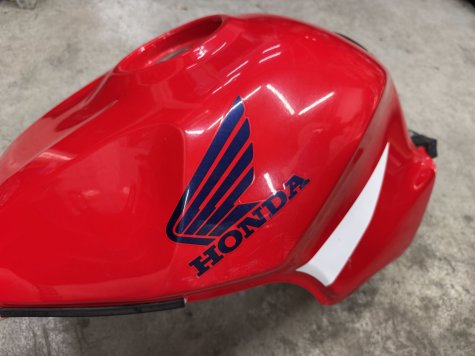 Бак Honda CBR 929 SC44 -4