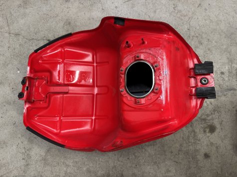 Бак Honda CBR 929 SC44 -6