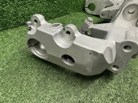 Кронштейн рамы нижний Honda CBR 954 SC50-2