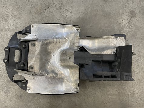 Пластик подрамника Honda VFR 800 RC46 02-1