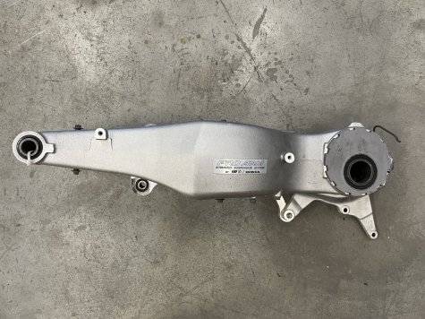 Маятник Honda VFR 800 RC46 02-1