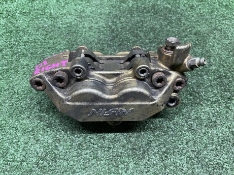 Суппорт правый Honda CBR 600 RR PC37 03-04-0