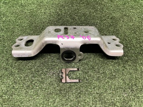 Кронштейн замок сиденья Honda CBR 600 RR PC37 05-06-0