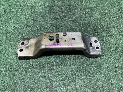 Кронештейн замок сиденья Honda CBR 600 RR PC37 03-04-0