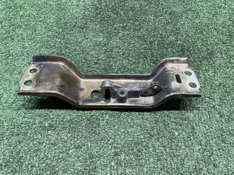 Кронештейн замок сиденья Honda CBR 600 RR PC37 03-04-1