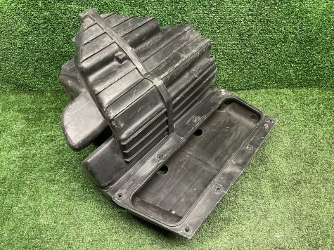 Корпус фильтра Kawasaki ZXR 400-2