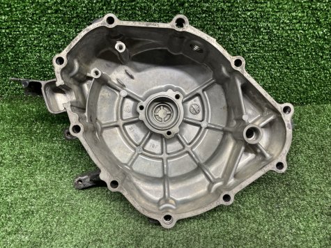 Крышка генератора Suzuki SV 400 650-2