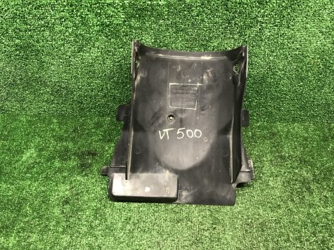 Пластик подрамника Honda VT500 Shadow PC08-1
