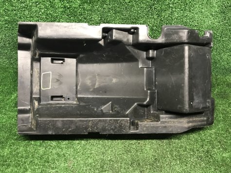 Пластик подрамника Kawasaki ZZR400-2-1