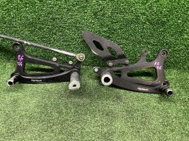 Кронштейны водителя Yamaha YZF-R6 2C0 06-07