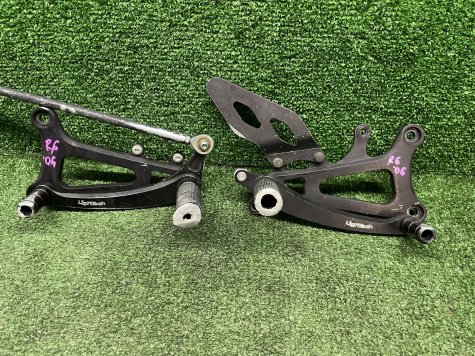 Кронштейны водителя Yamaha YZF-R6 2C0 06-07-0
