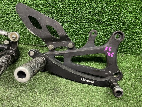 Кронштейны водителя Yamaha YZF-R6 2C0 06-07-2