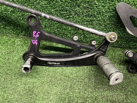 Кронштейны водителя Yamaha YZF-R6 2C0 06-07-3
