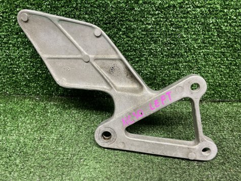 Кронштейн водителя левый Honda VFR 400 NC30-2