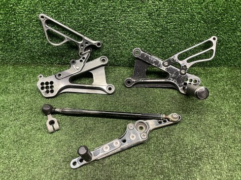 Кронштейны водителя Yamaha R6 2C0 06-07-0