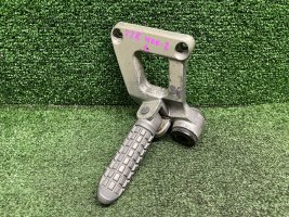 Кронштейн пассажира левый Kawasaki ZZR 400-2