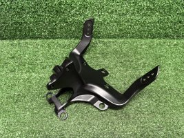 Паук кронштейн Yamaha R1 09-14 14B