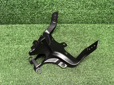 Паук кронштейн Yamaha R1 09-14 14B-0