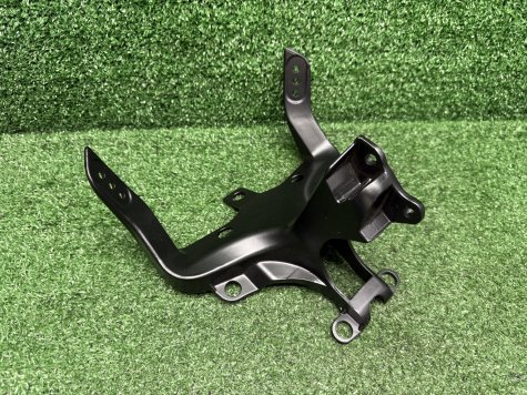 Паук кронштейн Yamaha R1 09-14 14B-1