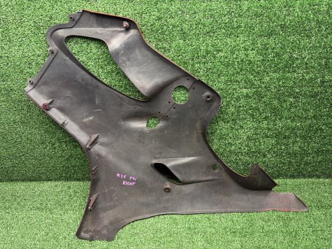 Пластик боковой правый Honda CBR 600 F4i PC35-3