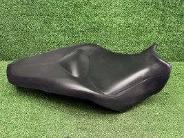 Сиденье Honda VFR 1200 F SC63