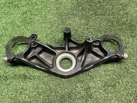 Траверса верхняя Yamaha R6 03-04 5SL-1
