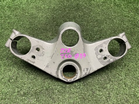 Траверса верхняя Kawasaki ZZR 250-0